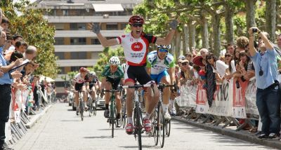 Alain González logra la victoria en el GP de Beasain